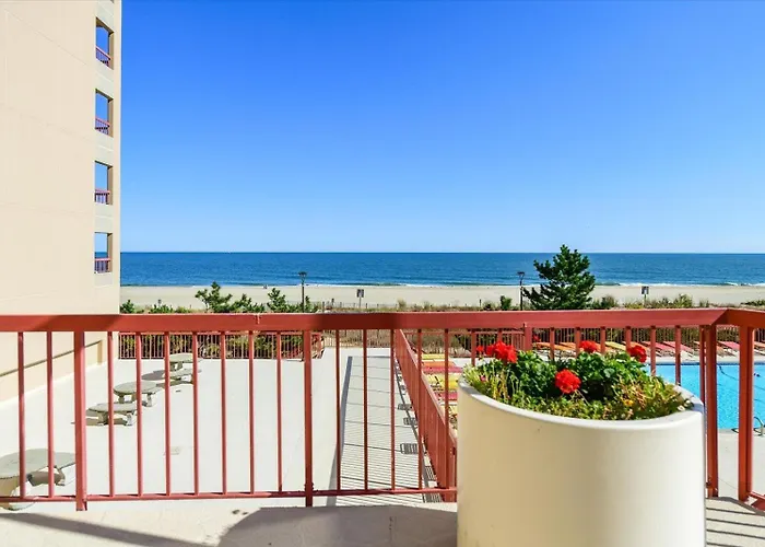 Holiday home Rainbow -3 Bedroom With Gorgeous Direct Ocean Views